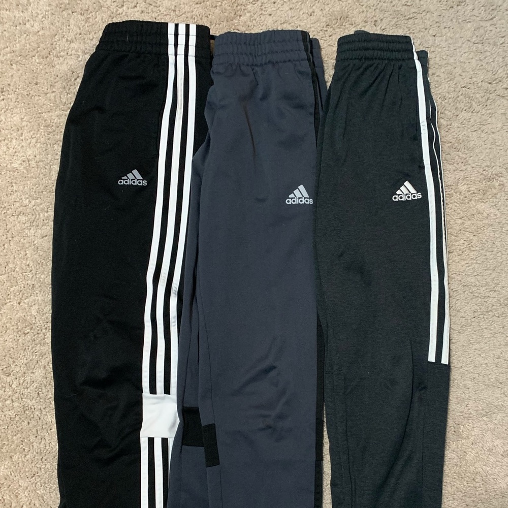 Set of 4 athletic pants